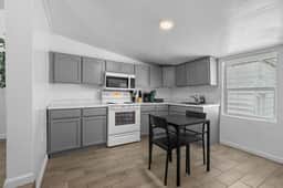 Casa Jay · Cozy Casita · Midtown Gem - Image 4