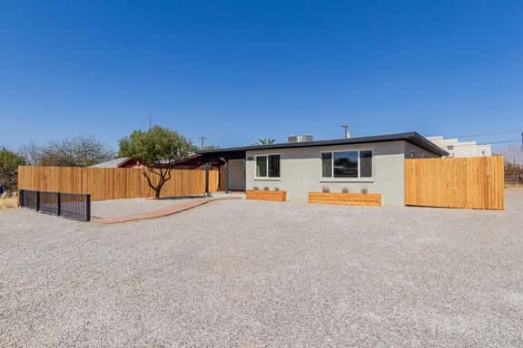 Soorya Main House Central 3BD 2BA - Image 1