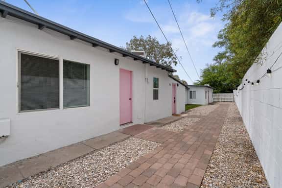 Casa Jay · Cozy Casita · Midtown Gem - Image 1